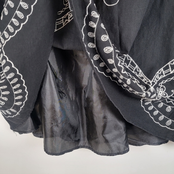 Sara Isabella Embroidered Linen Blend Full Length Skirt, Lined, EUC, size Large - Picture 4 of 5